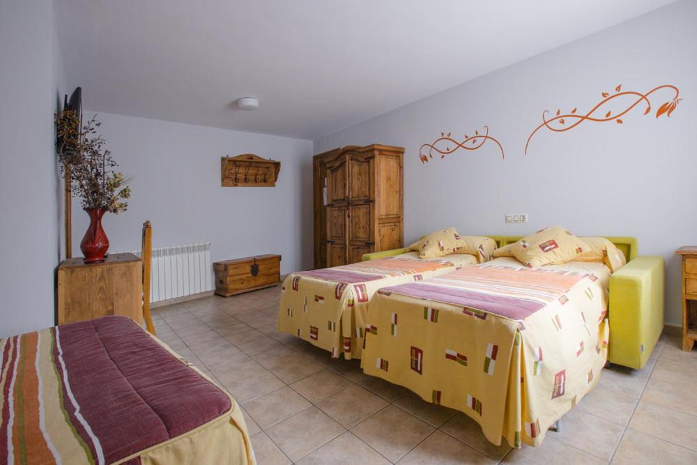Hostal Antiguo Hospital Linares de Mora Eksteriør bilde