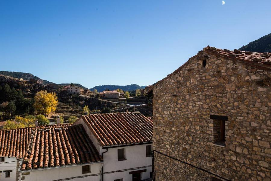 Hostal Antiguo Hospital Linares de Mora Eksteriør bilde